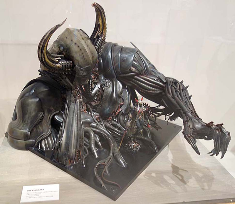 Illustration for article titled Predator Riding an Alien? Star Wars Samurai? Now, This Is Cool.